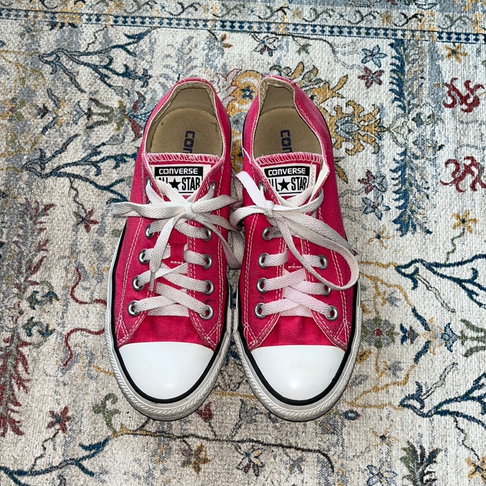 Converse Low Top Sneaker